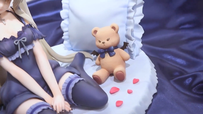 邻家的天使同学 椎名真昼 小恶魔