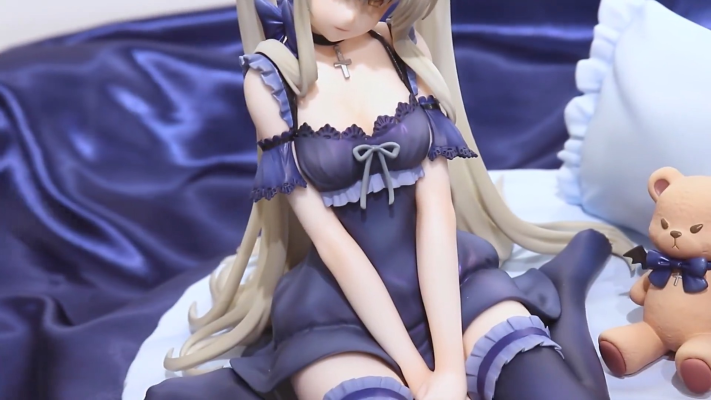 邻家的天使同学 椎名真昼 小恶魔