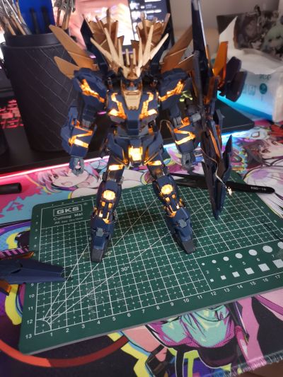 HGUC 1/144 独角兽高达3号机 菲尼克斯 (毁灭模式) ( Narrative ver.) [金色电镀]