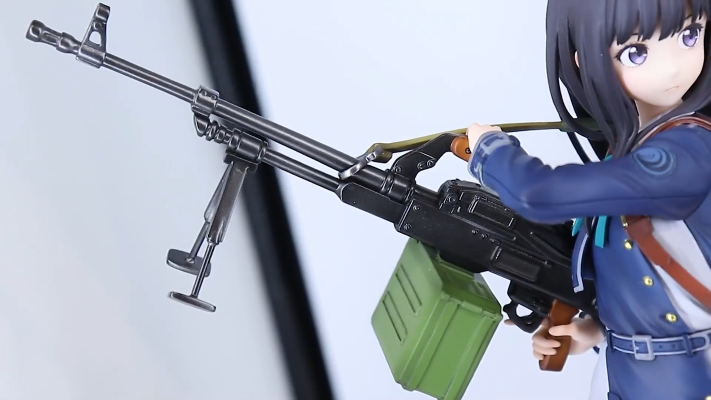 莉可丽丝 井上泷奈