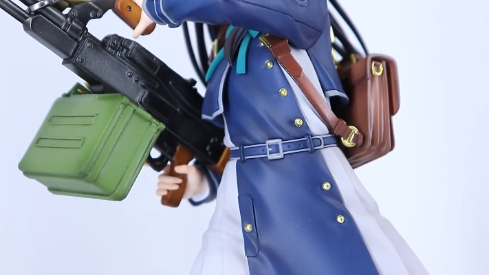 莉可丽丝 井上泷奈