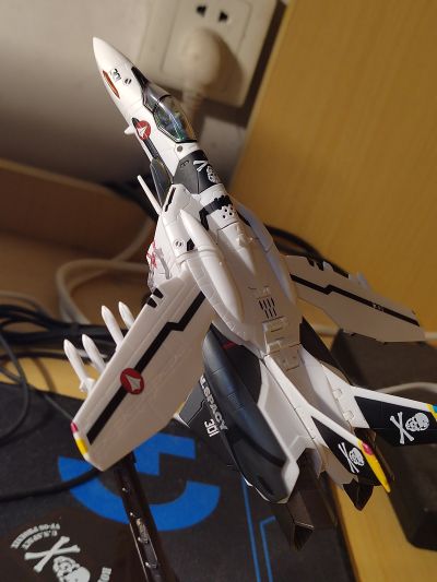 HI-METAL R 超时空要塞ZERO  VF-0S 凤凰（罗伊‧福克专用机）