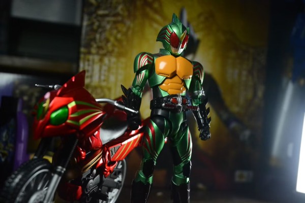 S.H.Figuarts  假面骑士亚马逊欧米伽 （Amazon.co.jp独家版）