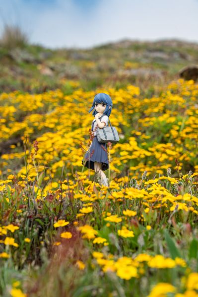 摇曳露营△ 第二季 志摩凛 初中生