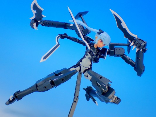 女神装置 武装神姫 恶魔型 斯特拉芙