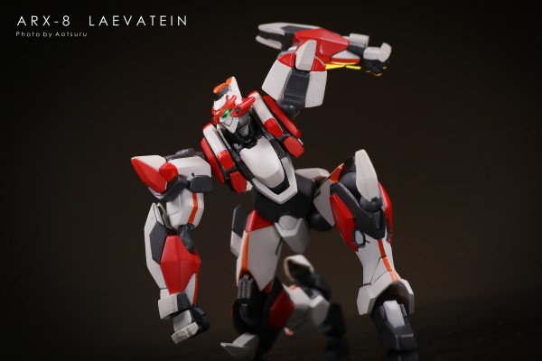 REVOLTECH No.059 全金属狂潮 ARX-8 烈焰魔剑