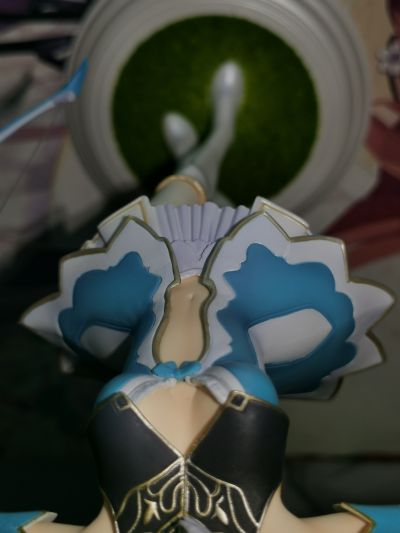 阿露蒂娜・梅・席尔菲斯