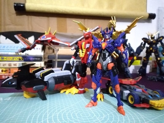 MODEROID  SSSS.电光机王 古立特骑士 与 煌翼炎龙