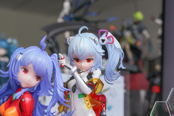 哔哩哔哩&新世纪福音战士 EVA×2233 补完计划 33娘