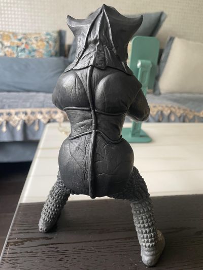 大怪兽系列 宇宙英雄奥特曼 美弗拉斯星人 战斗姿势 新配色