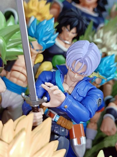 S.H.Figuarts 龙珠Z 超级赛亚人特兰克斯-来自未来的少年-
