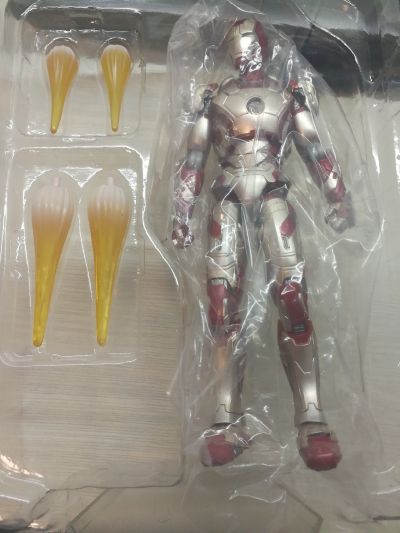 figma #302 钢铁侠3 钢铁侠马克XLII
