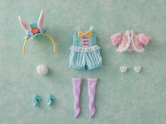 Harmonia bloom Seasonal Outfit set Charlotte Melone