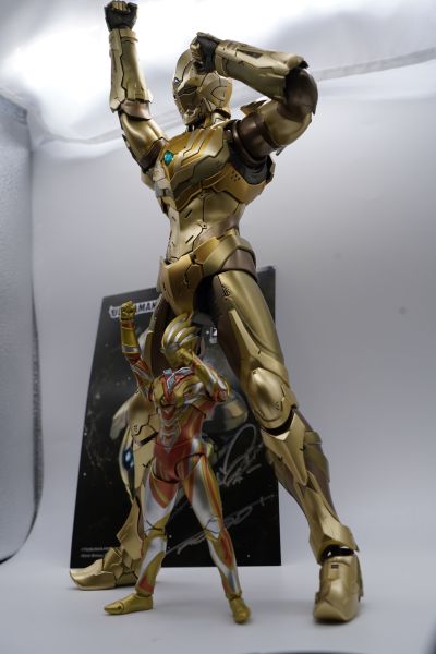 FigZero 机动奥特曼 闪耀迪迦装甲