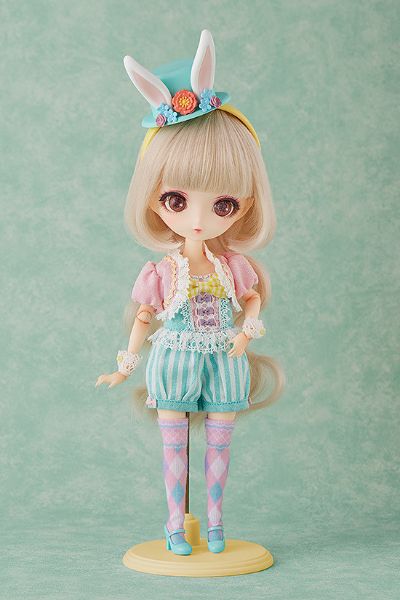 Harmonia bloom Seasonal Outfit set Charlotte Melone