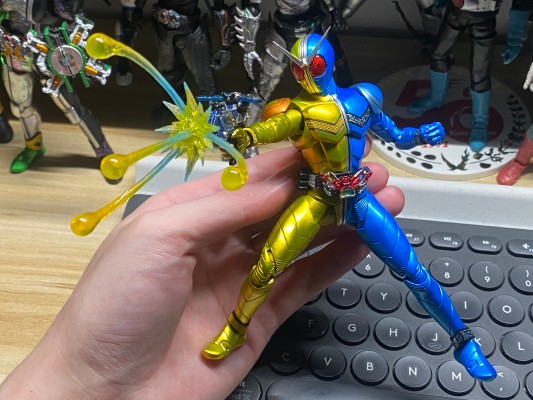 S.H.Figuarts(真骨雕制法) 假面骑士双骑 月神扳机形态（风都侦探改编动画纪念版）风都侦探蓝光碟上卷配套版