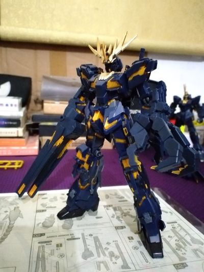 HGUC 1/144 	机动战士高达UC 	RX-0 独角兽高达2号机 报丧女妖 (毁灭模式)