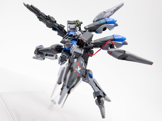 HG 机动战士高达 水星的魔女 铁骑高达