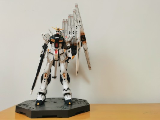 RG 1/144 ν高达 飞翼浮游炮特效件套装