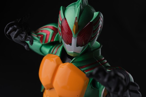 S.H.Figuarts  假面骑士亚马逊欧米伽