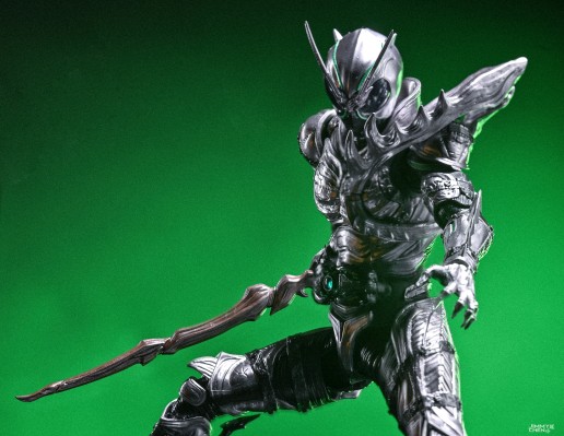 巨型软胶人偶 1/6 假面骑士暗日（BLACK SUN） 假面骑士影月