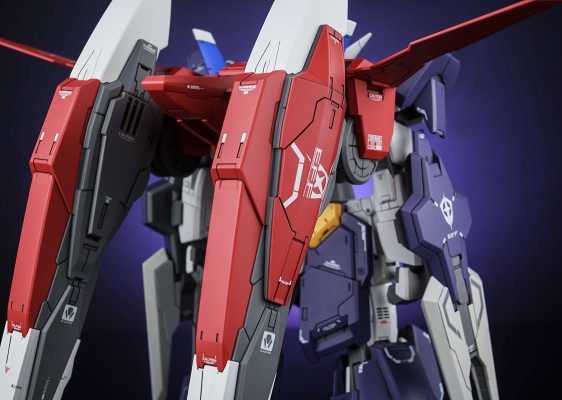 MG  机动战士高达AGE 高达AGE-1 全装备光辉型［设计师配色］