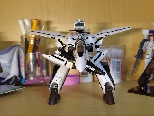 HI-METAL R 超时空要塞ZERO  VF-0S 凤凰（罗伊‧福克专用机）