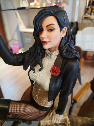 PREMIUM FORMAT DC漫画 扎坦娜