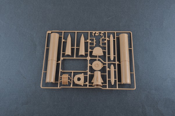 编号:63527 1/35 装甲车辆系列 M1001牵引M790“潘兴”-2导弹发射车