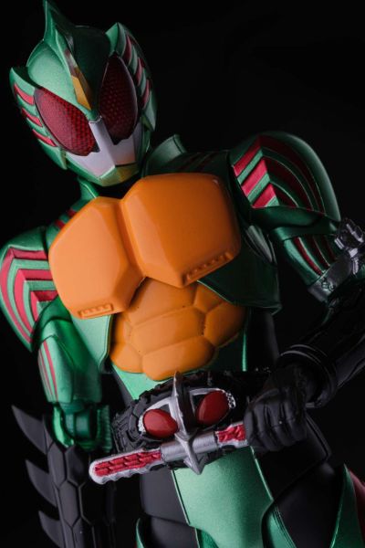 S.H.Figuarts  假面骑士亚马逊欧米伽