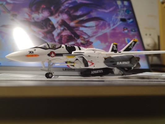 HI-METAL R 超时空要塞ZERO  VF-0S 凤凰（罗伊‧福克专用机）