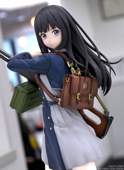 莉可丽丝 井上泷奈