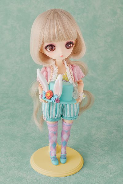 Harmonia bloom Seasonal Outfit set Charlotte Melone