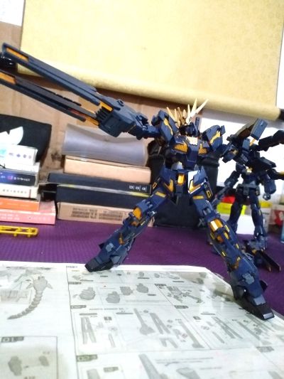 HGUC 1/144 	机动战士高达UC 	RX-0 独角兽高达2号机 报丧女妖 (毁灭模式)