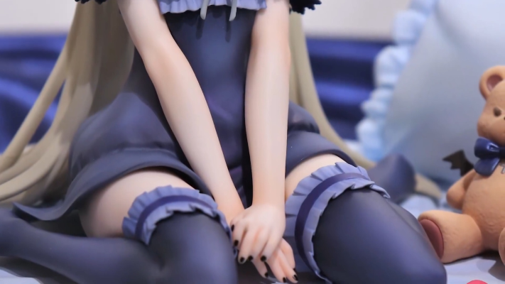 邻家的天使同学 椎名真昼 小恶魔