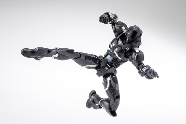 TITANOMACHIA 疾风猎犬(暂译)