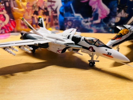 HI-METAL R 超时空要塞ZERO  VF-0S 凤凰（罗伊‧福克专用机）