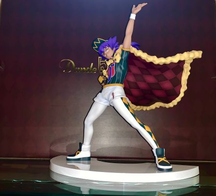 宝可梦中心原创手办 宝可梦 剑/盾 丹帝 与 喷火龙