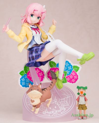 街角魔族 千代田桃 制服版