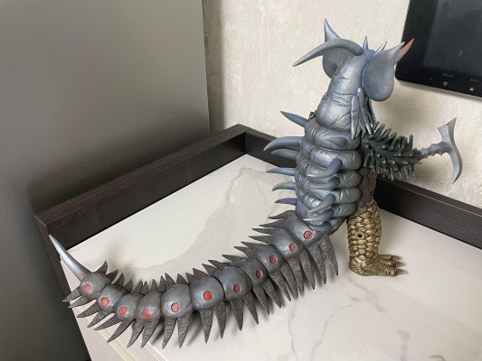 大怪兽系列 泰罗奥特曼 泰兰特（新配色） 发光版