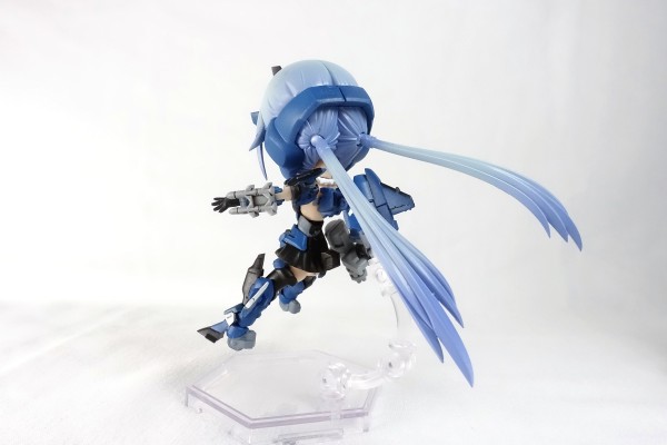 Qpmini 机甲少女 轰雷