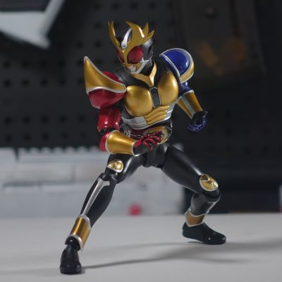 S.H.Figuarts(真骨雕制法) 假面骑士亚极陀 假面骑士亚极陀 三重形态