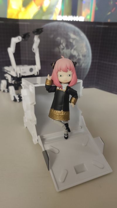 S.H.Figuarts  阿尼亚·福杰 -校服版本-