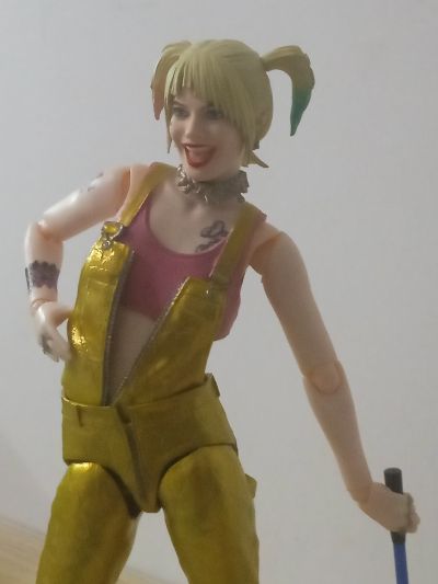 S.H.Figuarts 猛禽小队 哈莉·奎茵