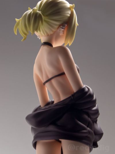 隔壁的手办原型师 羽喰飞泷 连帽衫泳装