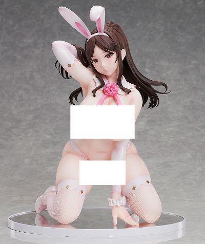 石渡千都世 兔女郎