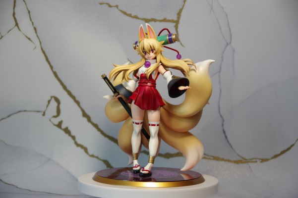 ExcellentModel 神罗万象巧克力 白面金剛九尾伊子娜