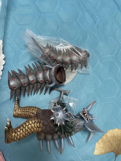 大怪兽系列 泰罗奥特曼 泰兰特（新配色） 发光版