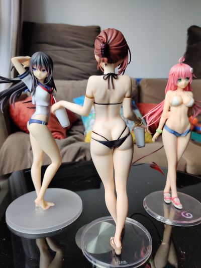 近视的姐姐 泳装