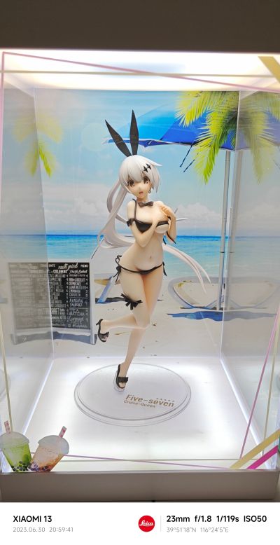 少女前线 Five-seveN 泳装重创